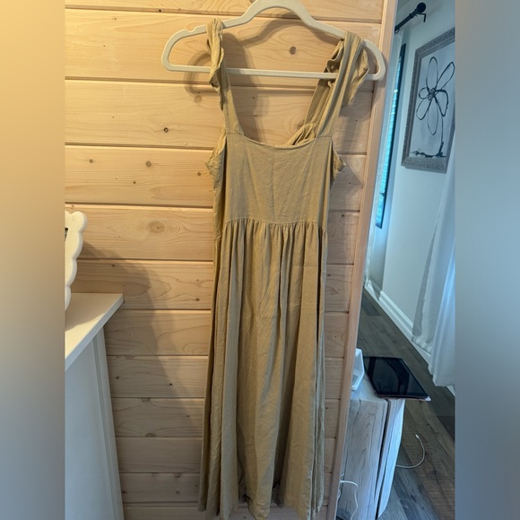 Basic by Priv Khaki Linen Dress - Picture 3 of 3